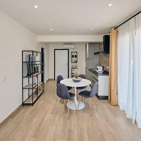 Cortilio Luxury Homes On Etna