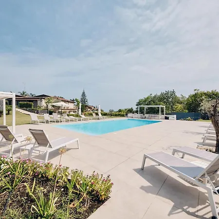 Cortilio Luxury Homes On Etna
