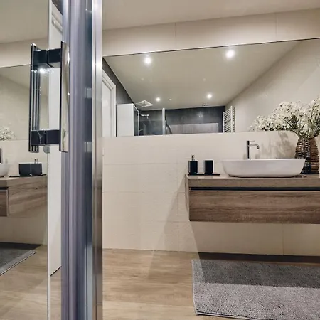 Cortilio Luxury Homes On Etna